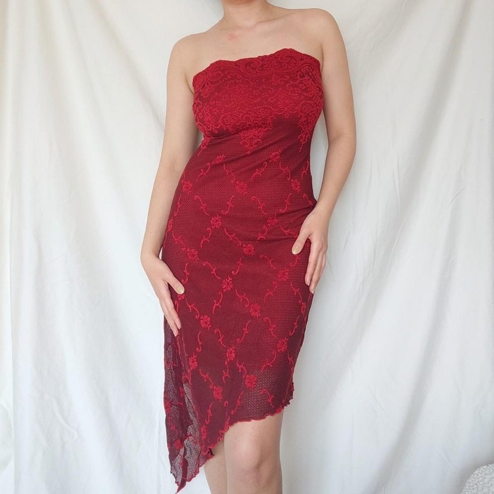 Vintage Y2K Red and Black Strapless Assymetrical Dress